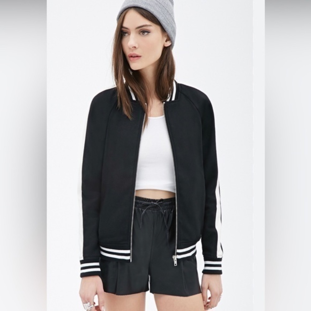 Forever 21 cropped Black Faux Perforated Leather Jacket size small